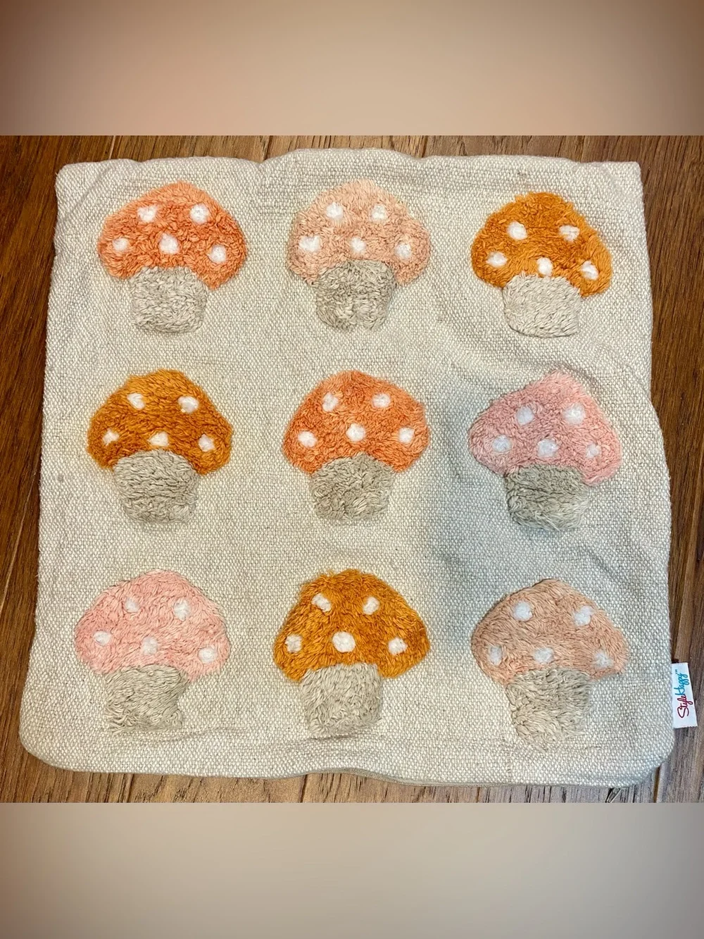 Style Happy Tufted Mushroom Pillow Cover 18x18